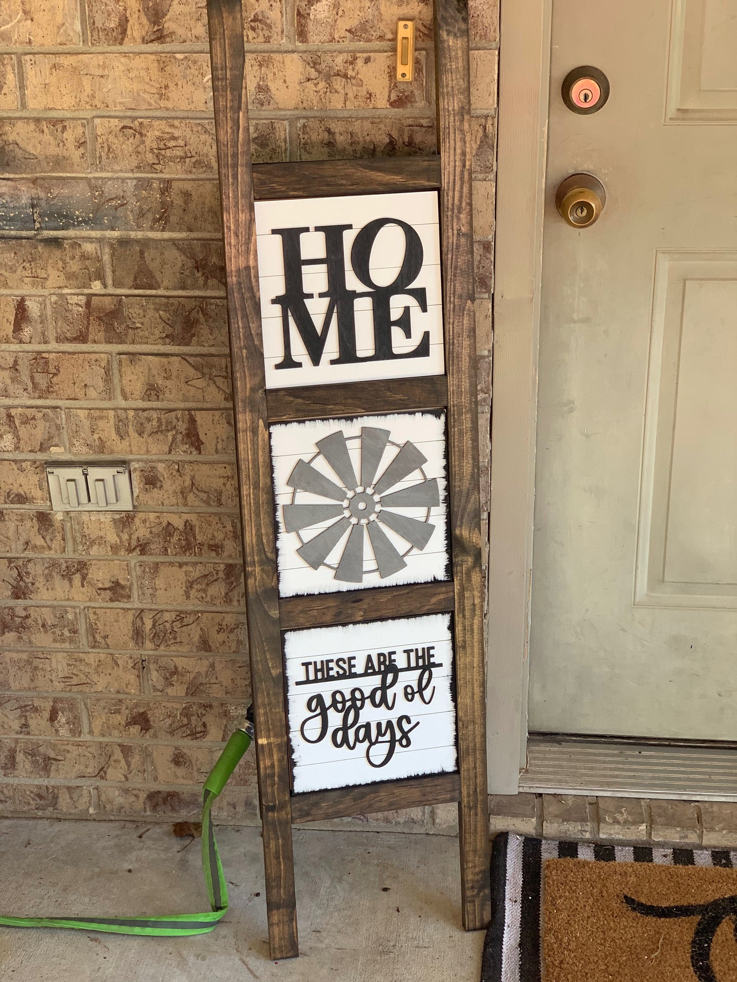 Interchangeable Porch Leaner Ladder
