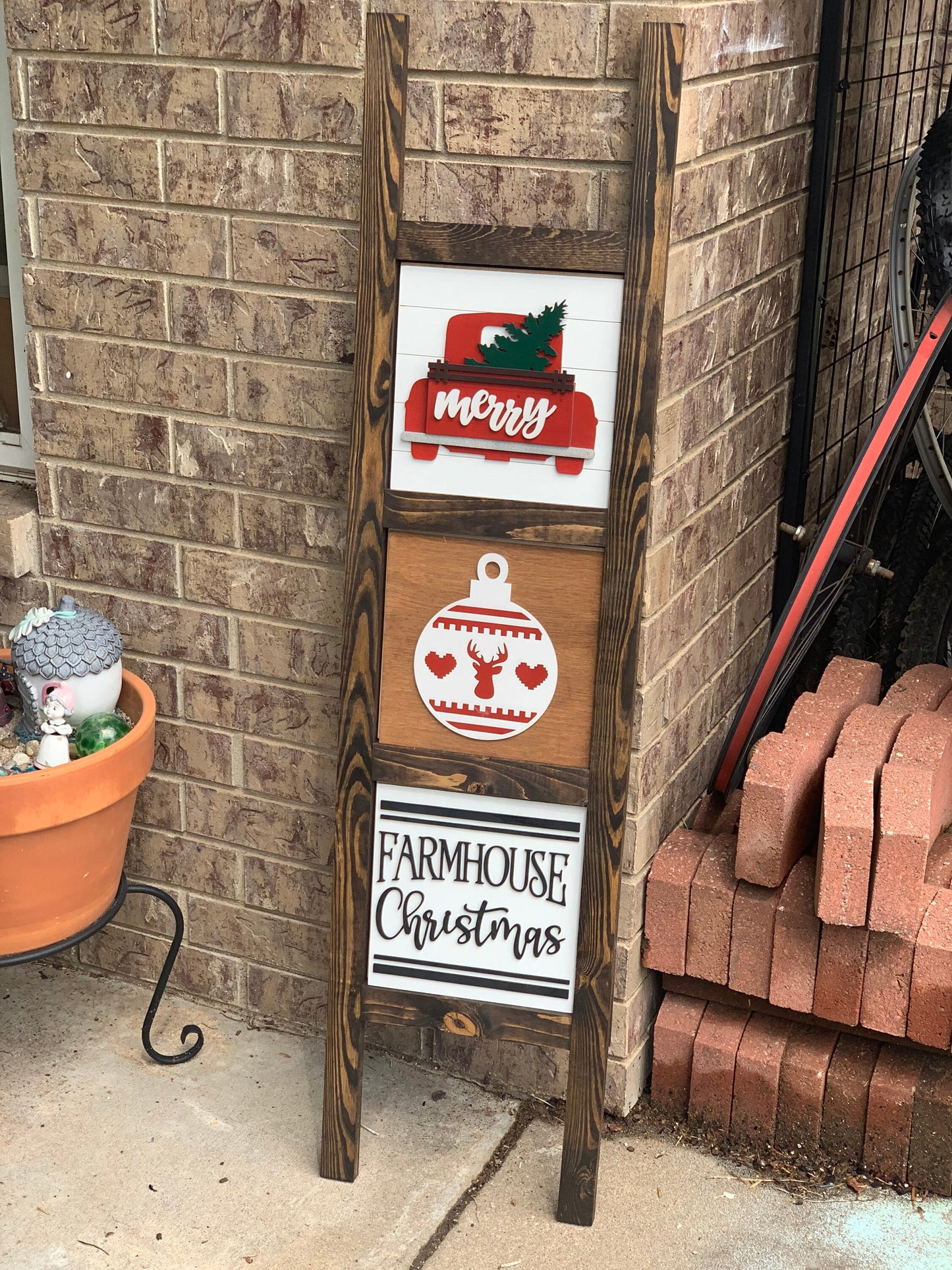 Farmhouse Christmas Porch Leaner Ladder Tiles